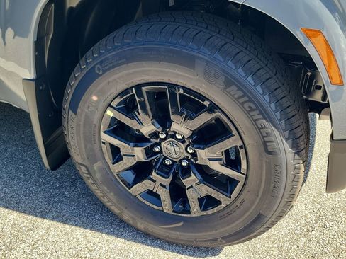 New 2026 Nissan Frontier SV w/ Tow Package AWD/4WD image 3