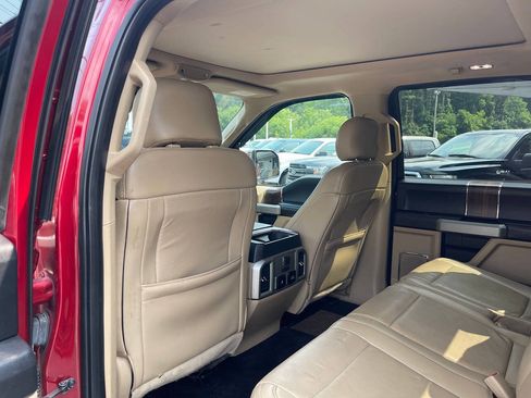 Used 2017 Ford F150 Lariat w/ Equipment Group 502A Luxury AWD/4WD image 27