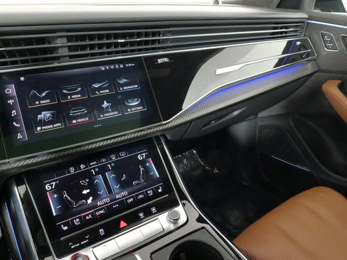 Used 2022 Audi RS Q8 image 52