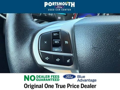 Used 2022 Ford Explorer XLT w/ Equipment Group 202A image 17
