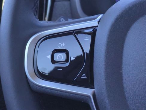 New 2026 Volvo XC90 B6 Ultra image 23