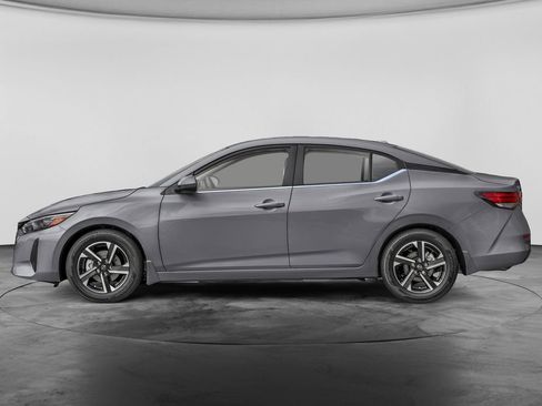 Used 2024 Nissan Sentra SV FWD image 3