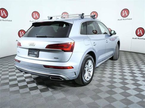 Used 2023 Audi Q5 2.0T Premium w/ Convenience Package image 8