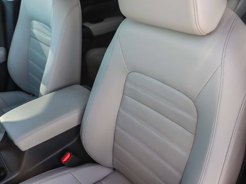 Used 2025 Honda CR-V EX-L image 27