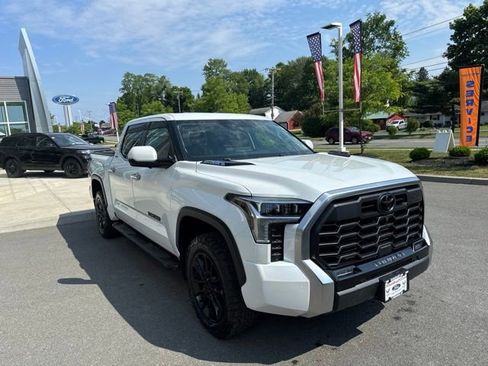 Used 2023 Toyota Tundra Limited w/ TRD Off-Road Package AWD/4WD image 4
