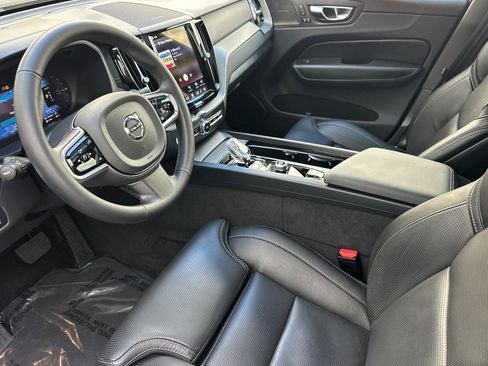 Certified 2024 Volvo XC60 T8 Ultimate w/ Protection Package Premier AWD/4WD image 10