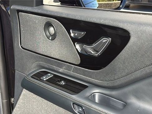 New 2025 Lincoln Aviator Reserve w/ Jet Appearance Package image 8