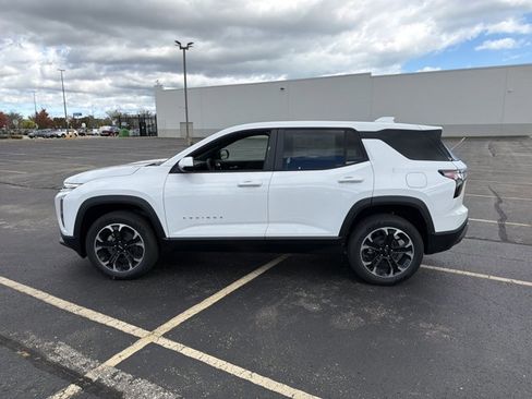 New 2026 Chevrolet Equinox LT w/ Convenience Package II image 8