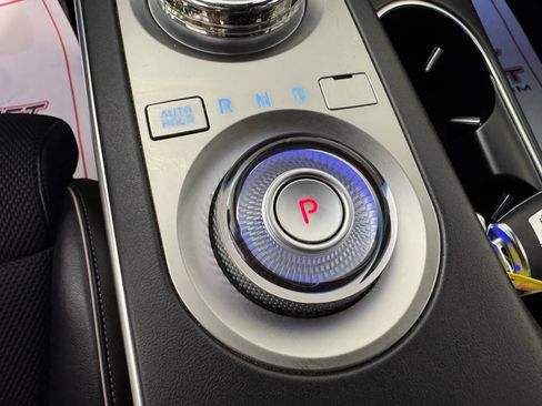 Used 2023 Genesis GV70 2.5T w/ Sport Prestige Package image 22