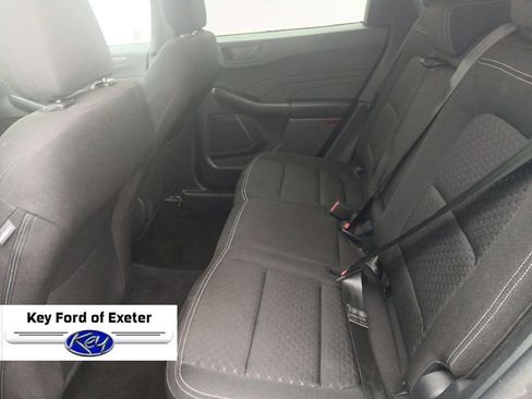 Used 2025 Ford Escape Active AWD/4WD image 16
