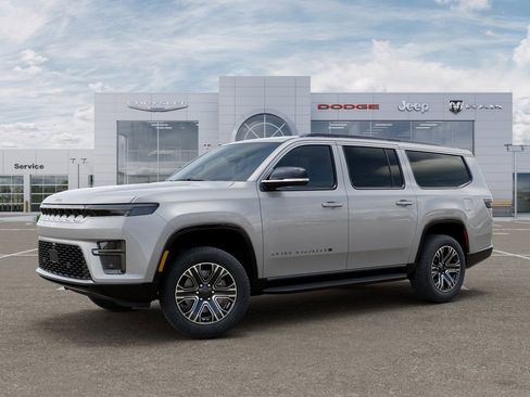 New 2026 Jeep Grand Wagoneer L 2WD image 2