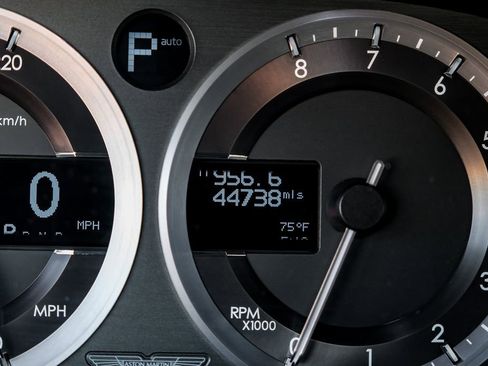 Used 2016 Aston Martin Rapide S image 17