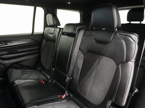 Certified 2024 Jeep Grand Cherokee L Altitude image 15