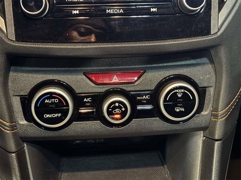 Used 2023 Subaru Crosstrek 2.0i Premium image 29