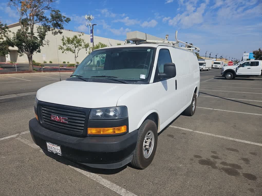 Used 2023 GMC Savana 2500 w/ Driver Convenience Package RWD image 1