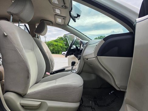 Used 2011 Toyota Corolla LE FWD image 31