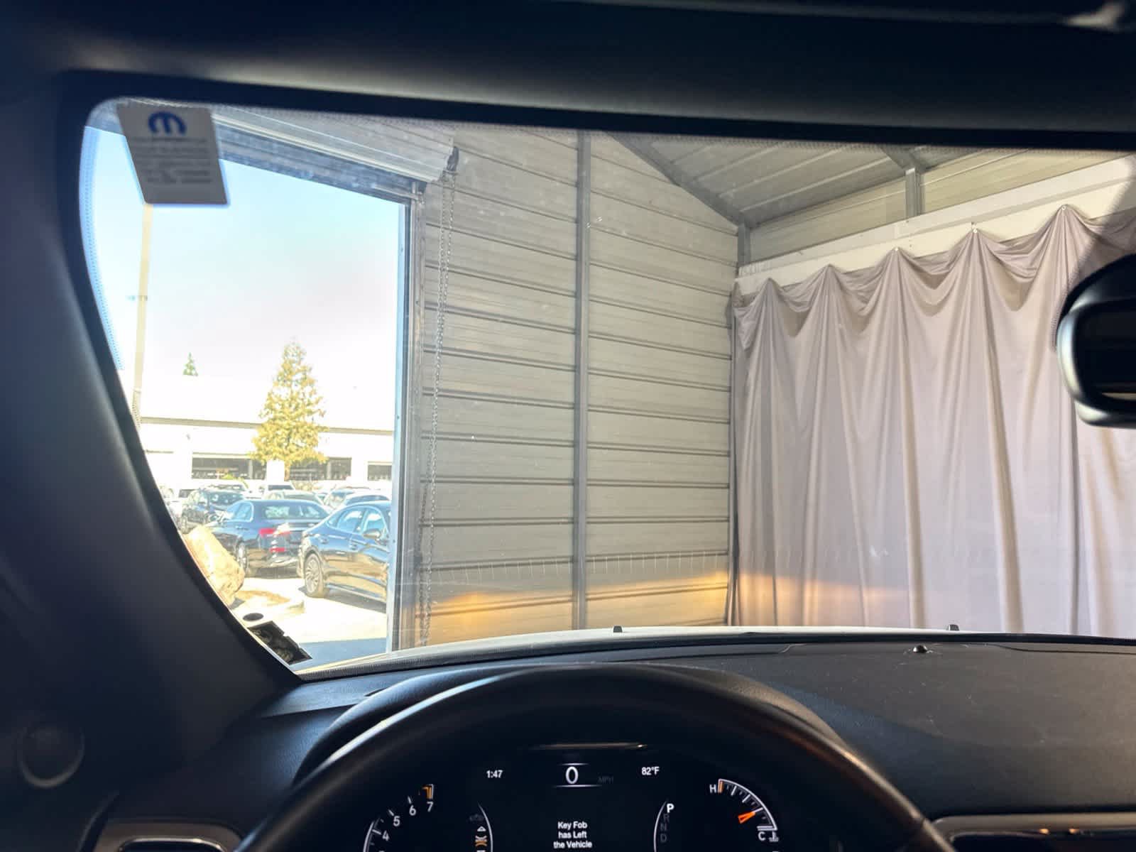 Used 2017 Jeep Grand Cherokee Laredo AWD/4WD image 27