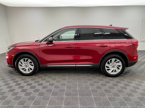 Used 2025 Lincoln Corsair FWD image 13