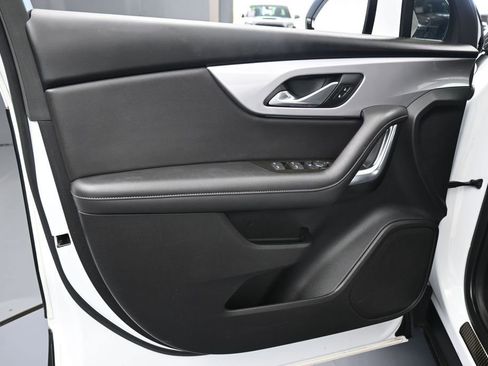 Used 2022 Chevrolet Blazer LT FWD image 26