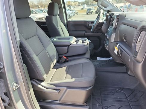 Used 2024 Chevrolet Silverado 1500 Custom Trail Boss image 24