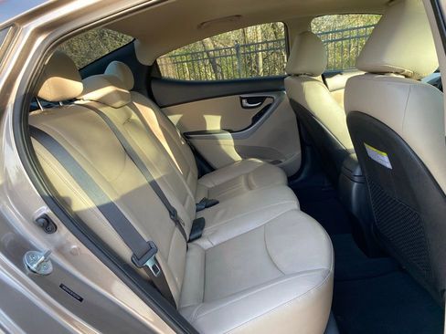Used 2014 Hyundai Elantra Limited w/ Option Group 03 image 35