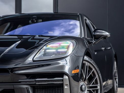 Certified 2026 Porsche Panamera Turbo AWD/4WD image 17