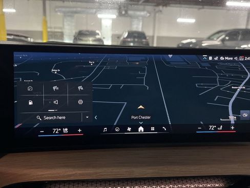 New 2025 BMW 330i xDrive Sedan w/ Convenience Package image 18