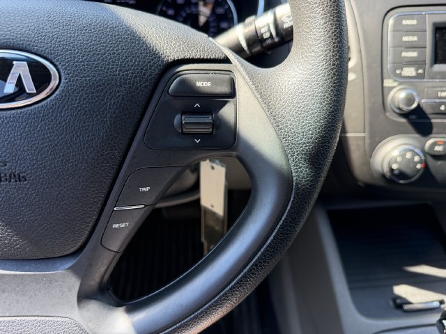 Used 2015 Kia Forte LX FWD image 17
