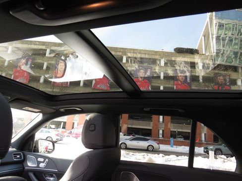 Used 2022 Mercedes-Benz GLE 350 4MATIC image 21