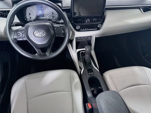 Certified 2025 Toyota Corolla Cross L FWD image 19