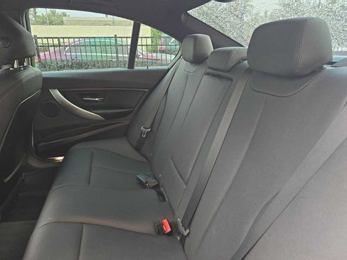 Used 2015 BMW 320i Sedan RWD image 11