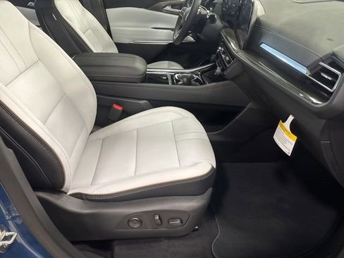 New 2026 Chevrolet Traverse High Country image 23