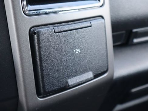 Used 2019 Ford Expedition Max XLT image 35