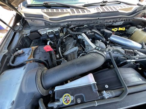 Used 2017 Ford F350 XLT w/ FX4 4x4 Off Road Package image 13