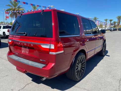 Used 2015 Lincoln Navigator 2WD image 6