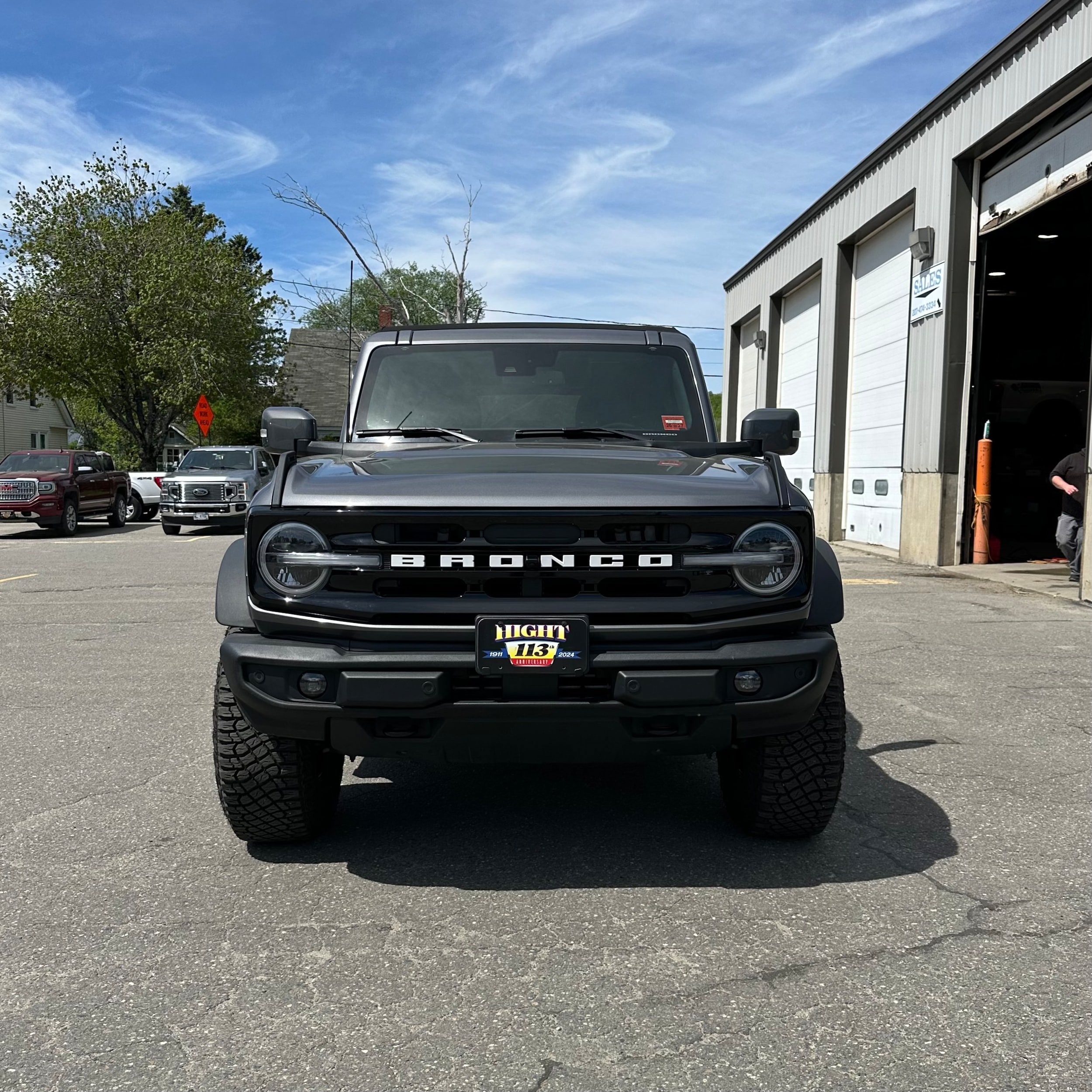 Used 2023 Ford Bronco Outer Banks w/ Sasquatch Package AWD/4WD image 8