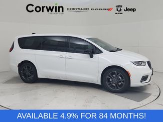 New 2026 Chrysler Pacifica Select 360° Tour