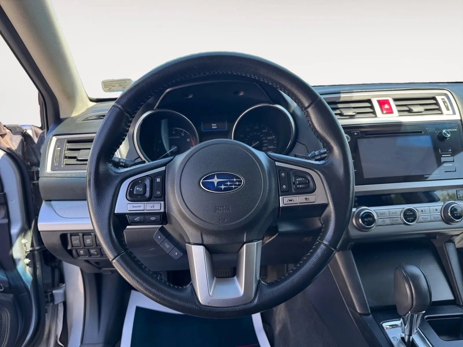 Used 2017 Subaru Outback 2.5i Premium AWD/4WD image 13
