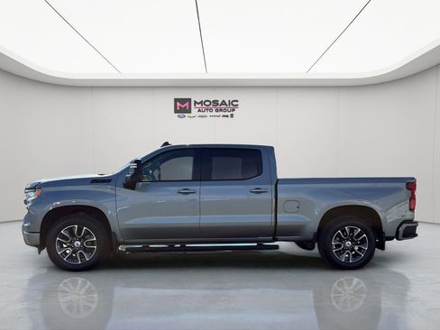 Used 2023 Chevrolet Silverado 1500 RST w/ Z71 Off-Road Package image 4