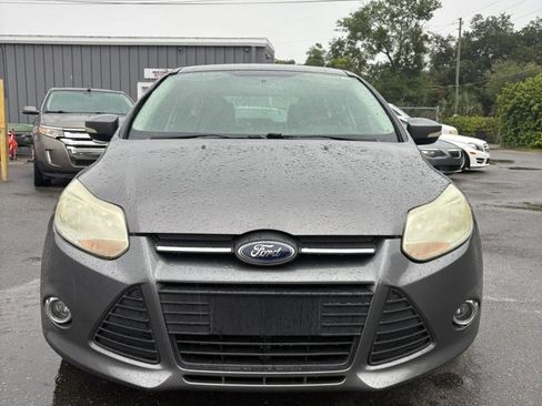 Used 2014 Ford Focus SE w/ Equipment Group 201A FWD image 7