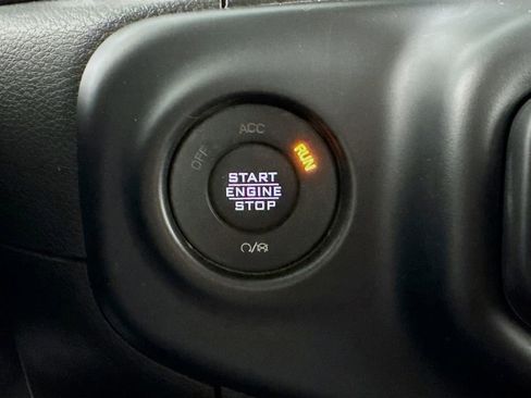 Used 2023 Jeep Wrangler Unlimited Sahara w/ Cold Weather Group image 35