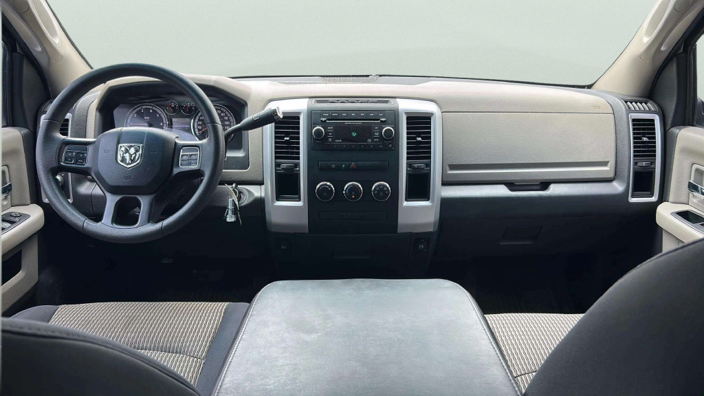 Used 2012 RAM 1500 Classic SLT RWD image 11