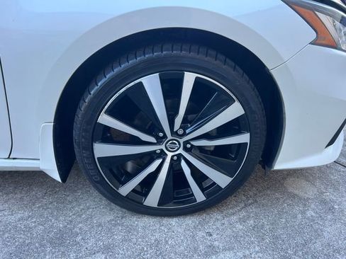 Used 2019 Nissan Altima 2.5 SR w/ SR Premium Package image 36