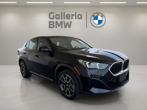 Used 2025 BMW X2 xDrive28i image 4