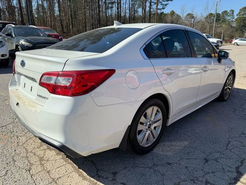 Used 2018 Subaru Legacy 2.5i Premium w/ Moonroof Package AWD/4WD image 4