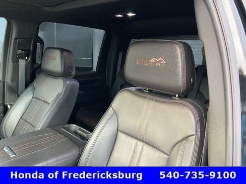 Used 2024 Chevrolet Silverado 2500 High Country w/ Midnight Edition AWD/4WD image 30