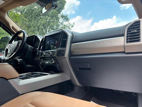 Used 2022 Ford F350 Lariat w/ Lariat Ultimate Package AWD/4WD image 12