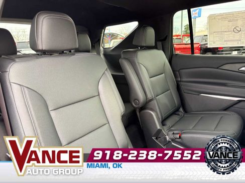 New 2026 Chevrolet Traverse LT w/ Sun and Wheel Package image 19