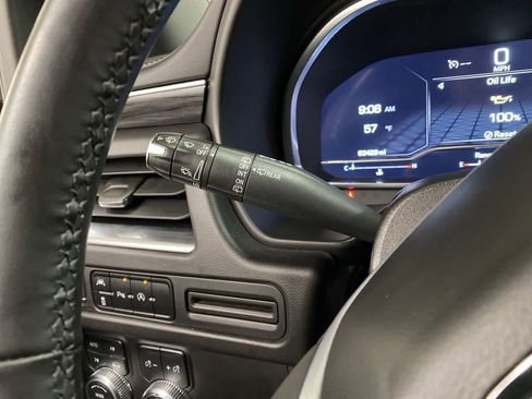 Used 2023 GMC Yukon SLT image 24