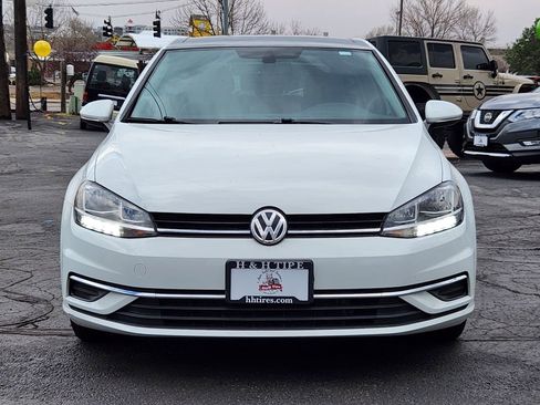 Used 2020 Volkswagen Golf 4-Door FWD image 4